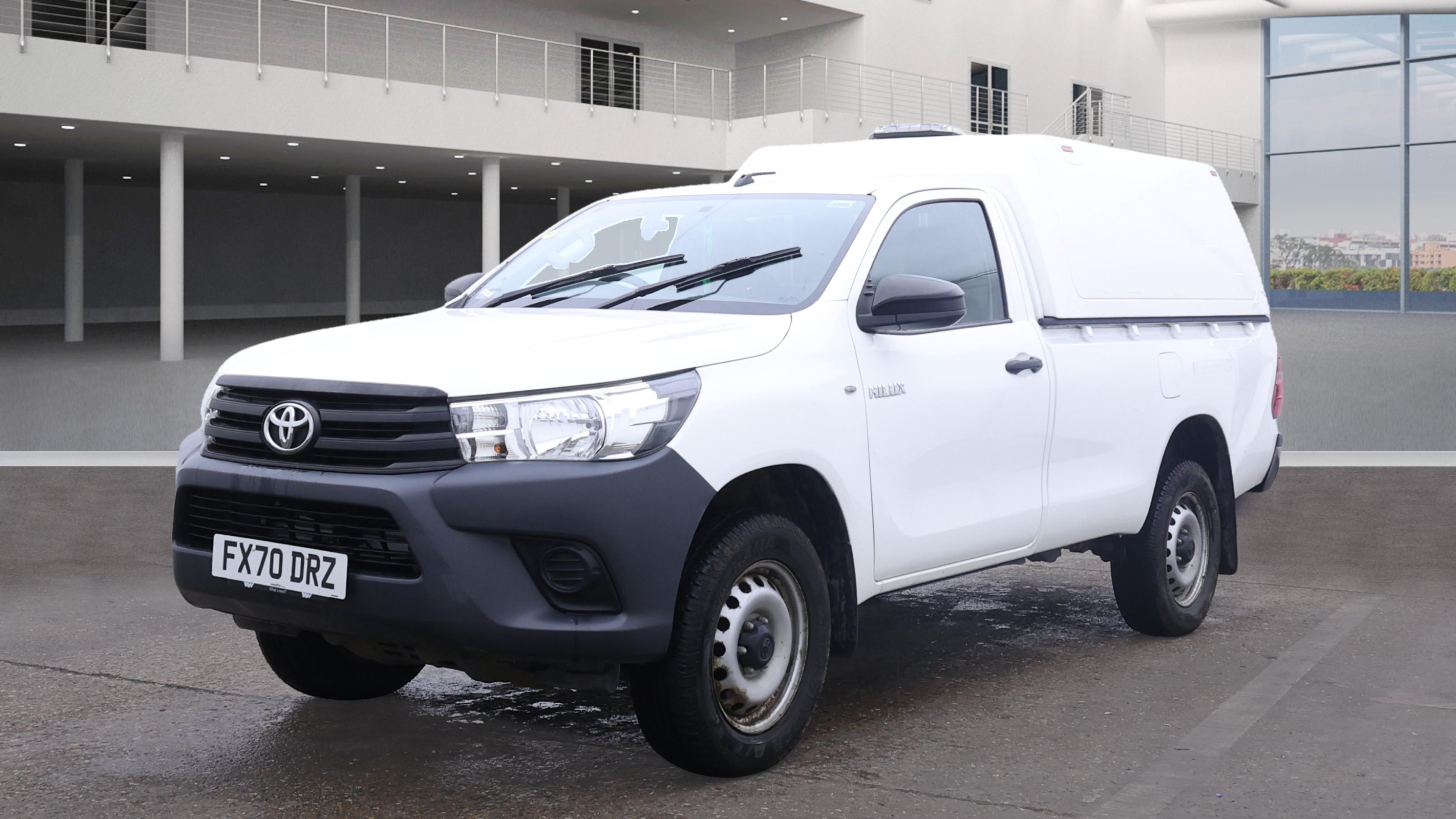 TOYOTA Hilux